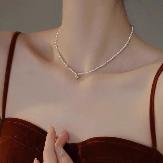 Heart Faux Pendant Choker Pearl