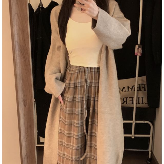 Solid Front-Open Cardigan & High-Waist Checkered Trousers
