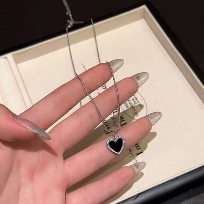 / Alloy Choker Heart Set Star Pendant Necklace