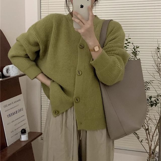 Round Neck Knit Cardigan