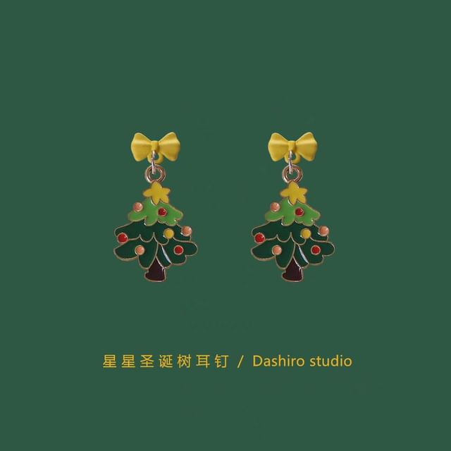 Drop Christmas On / Tree Clip Earring