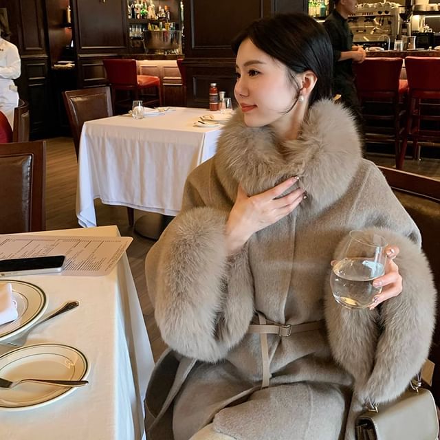 Collared Plain Panel Faux Fur Belted Coat