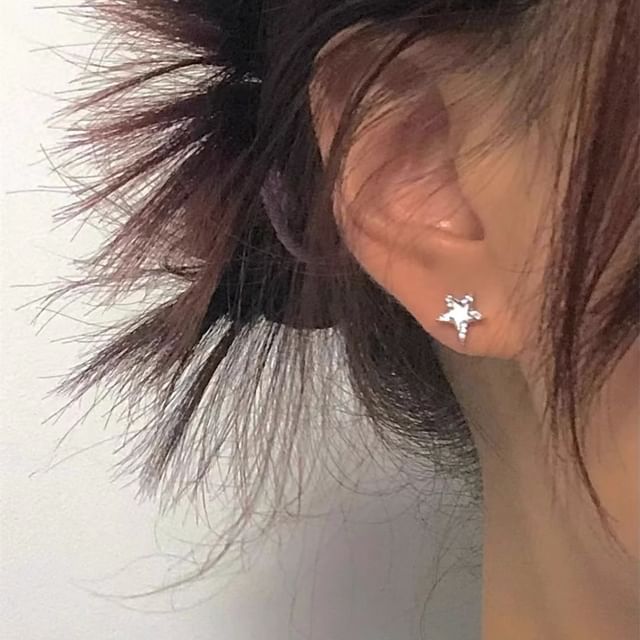 Star Ear Stud
