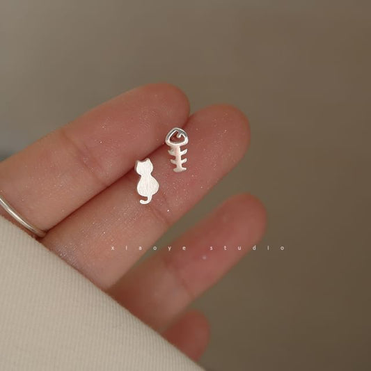 Asymmetrical Ear Stud