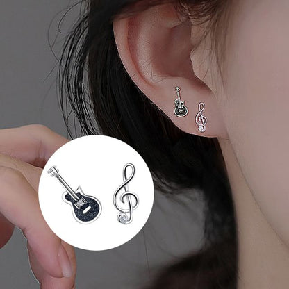 Asymmetrical Silver Sterling Stud Ear