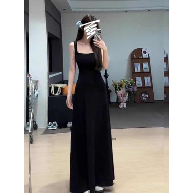 Sleeveless Square Neck Plain Maxi A-Line Dress