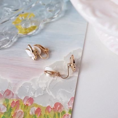 Stud Earring / Alloy Butterfly Floral