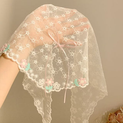 Lace Headkerchief Bow
