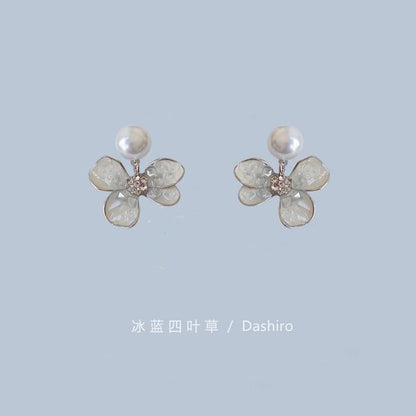Pearl Crystal Drop / Faux Butterfly Alloy Earring Floral