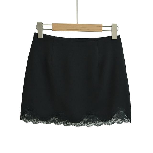 Lace-Trimmed High-Rise Mini Skirt