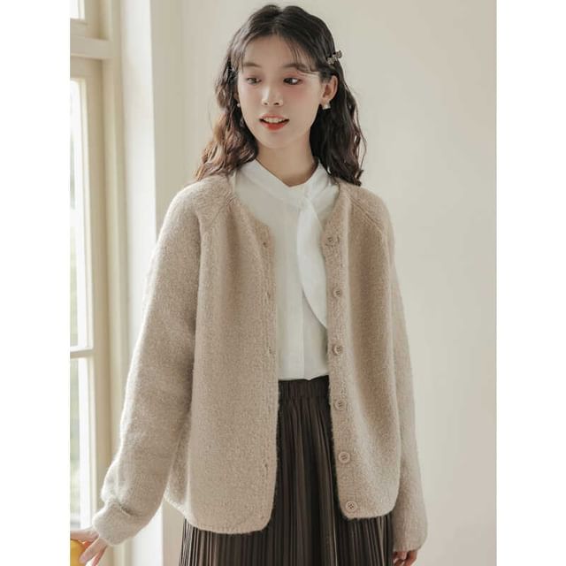 Crew Neck Button-Up Crop Cardigan