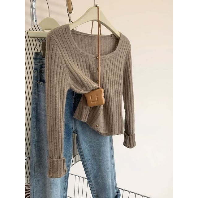 Scoop Neck Ribbed Button-Up Crop Cardigan