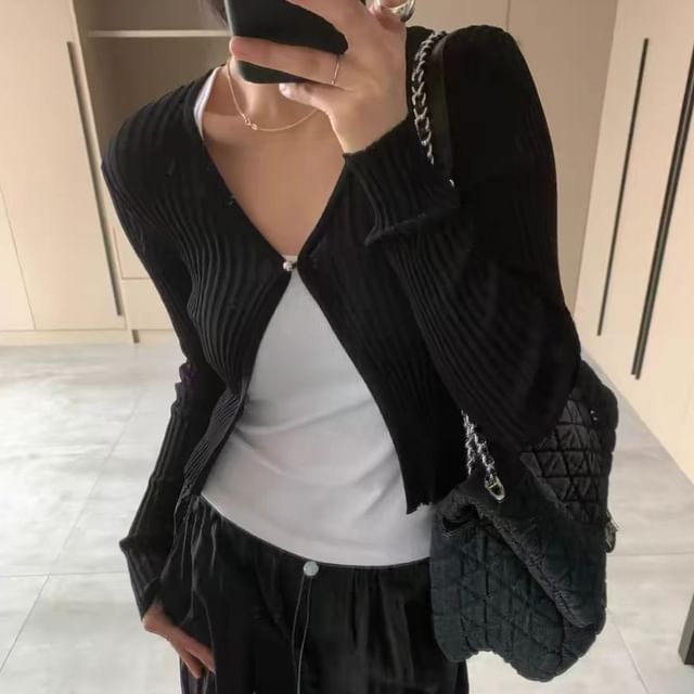 Crop Single-Button V-Neck Cardigan