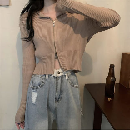 Striped V-Neck Cropped Knit Top