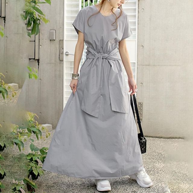 V-Neck Short Sleeve Plain A-Line Maxi Dress