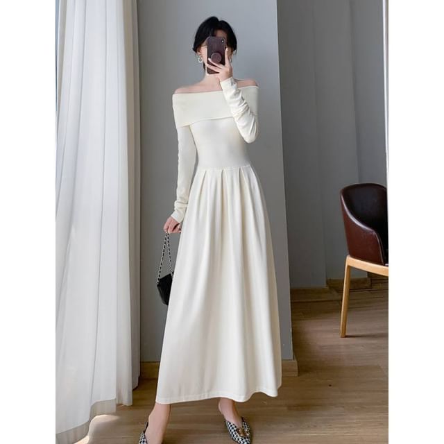 Off-Shoulder Knit Pleated Long-Sleeve A-Line Maxi Gown