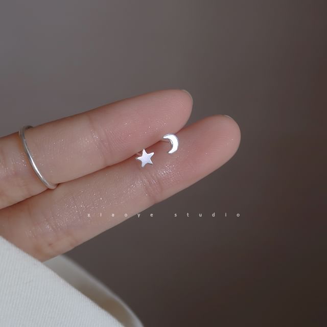 Asymmetrical Star Earring Silver 925 Stud Crescent Sterling