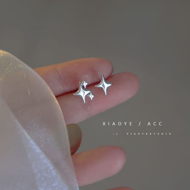 Star Earring Sterling 925 Silver Stud Asymmetrical