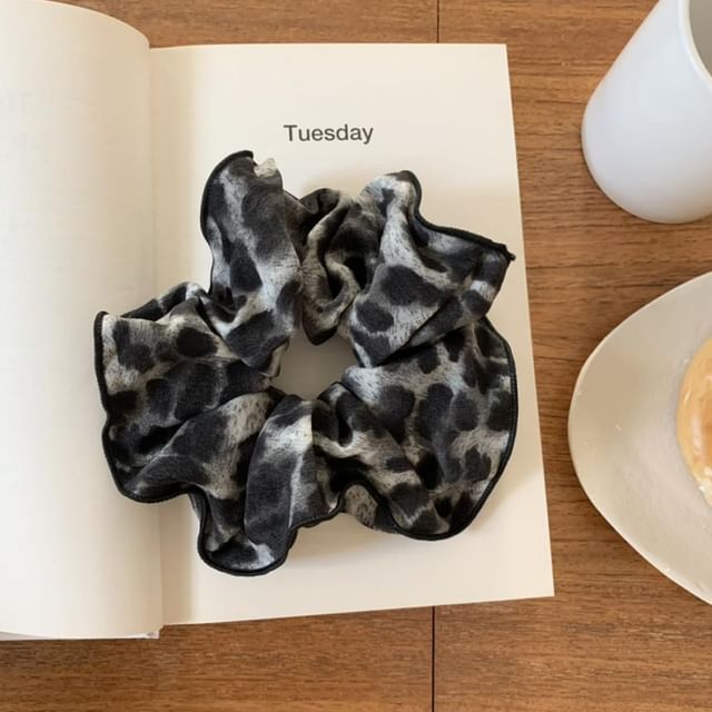 Hair Scrunchie Leopard Print