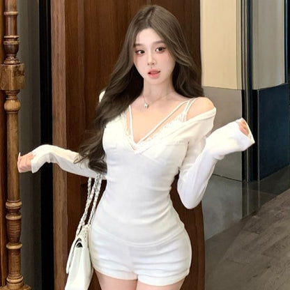 V-Neck Lace Cami with Long-Sleeve Plain Tee