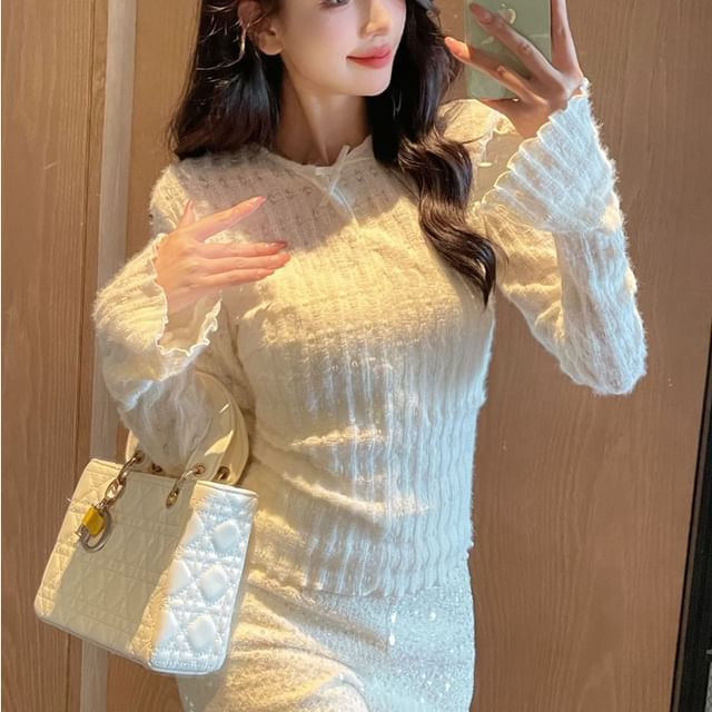 Round Neck Long-Sleeve Lace Top