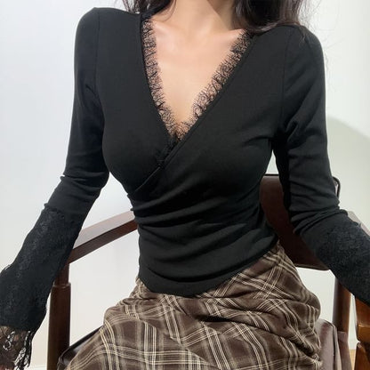 V-Neck Lace Trim Long-Sleeve T-Shirt