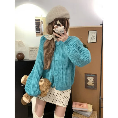Chunky Knit Button-Up Crop Crew Neck Cardigan
