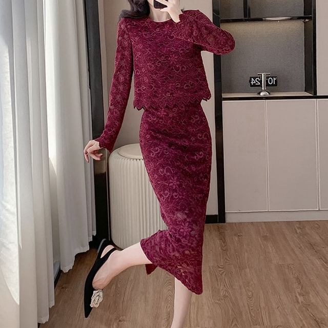 Lace Long-Sleeve Top with Maxi Mermaid Skirt Set