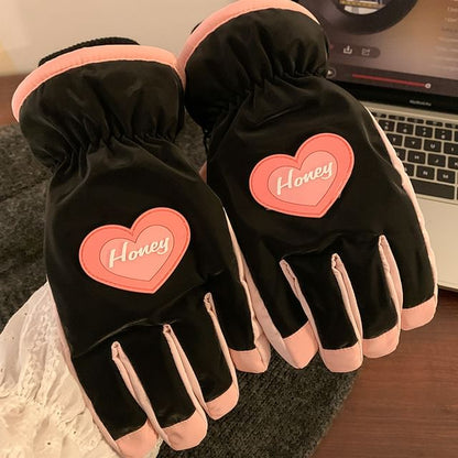 Gloves Heart Tone Two