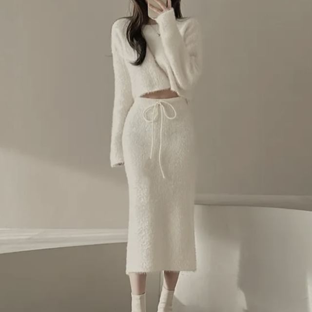 Boat Neck Crop Sweater and Knit Midi Pencil Skirt Set