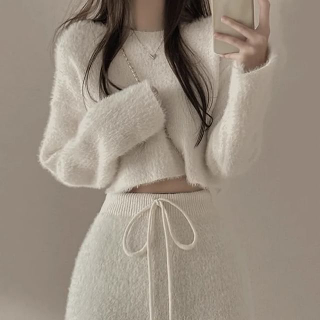 Boat Neck Crop Sweater and Knit Midi Pencil Skirt Set