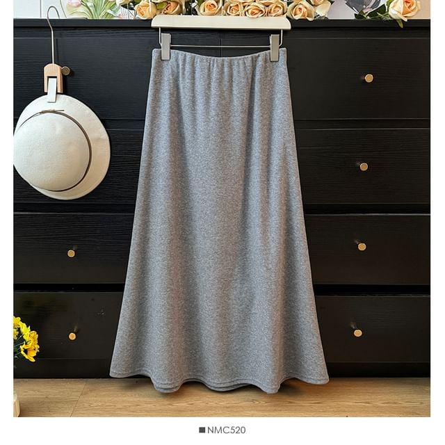 Basic High-Rise A-Line Skirt