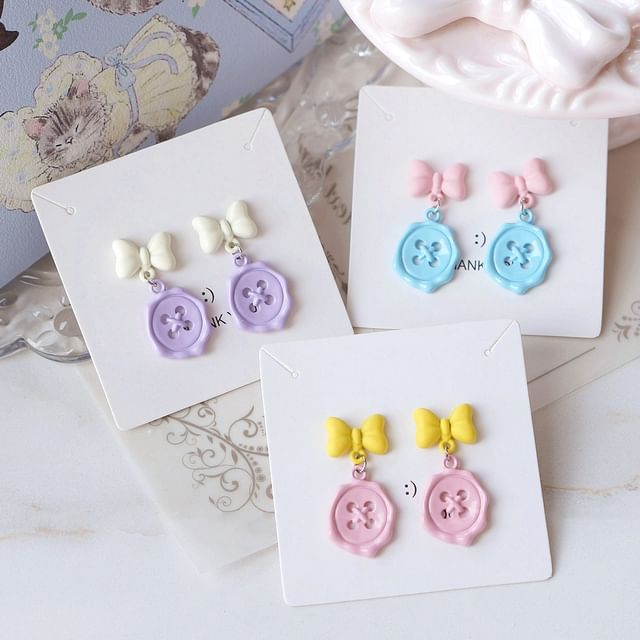 Drop / Button Earring Clip-On Bow