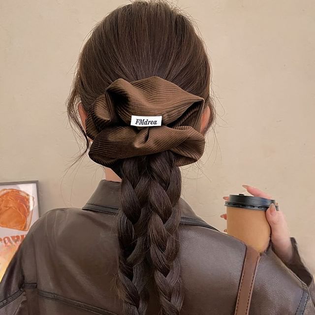 Scrunchie Label Lettering