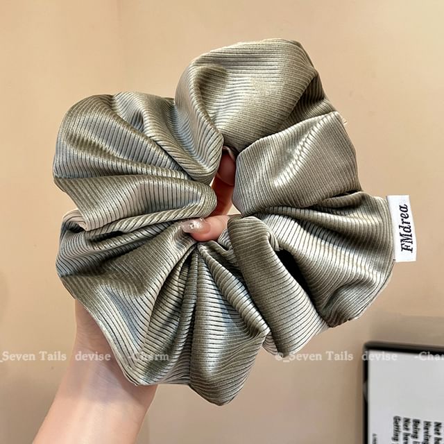 Scrunchie Label Lettering