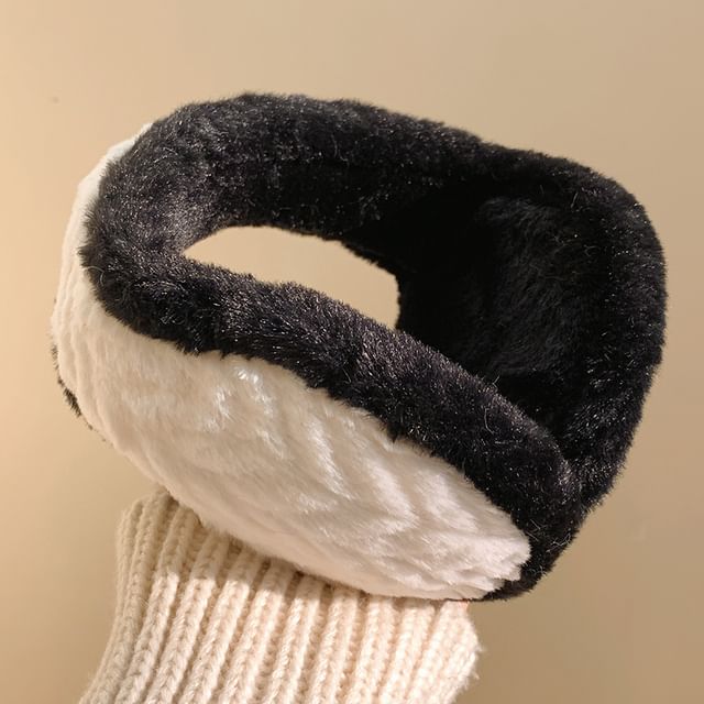 Fluffy Contrast Trim Earmuffs