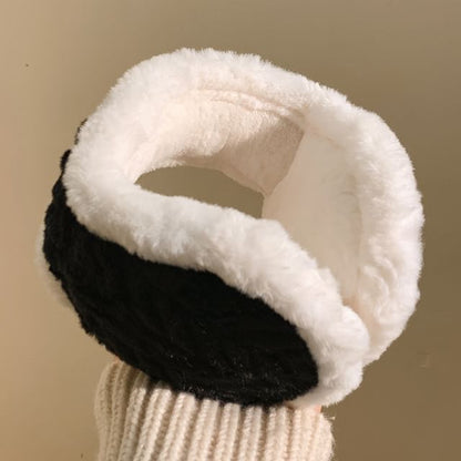 Fluffy Contrast Trim Earmuffs