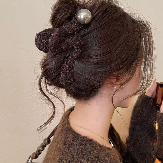 Claw Pearl Faux Hair Yarn