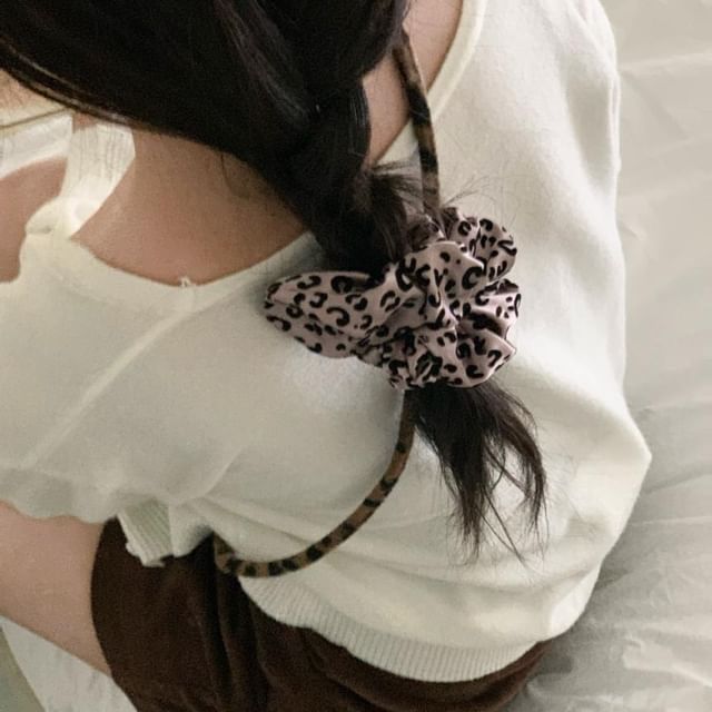 Scrunchie Leopard Print Hair