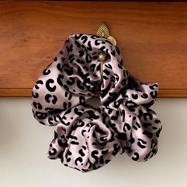 Scrunchie Leopard Print Hair