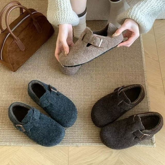 Buckled Brogue Sandals