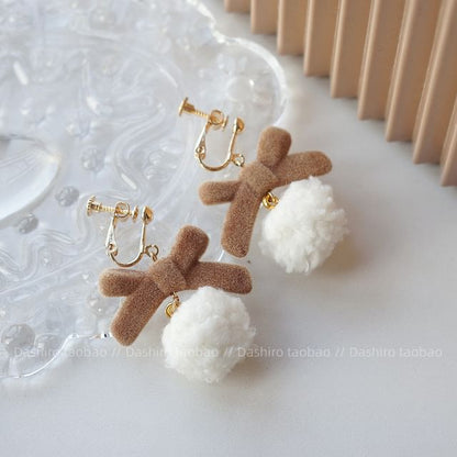 Earring Heart Clip Pom Drop On /