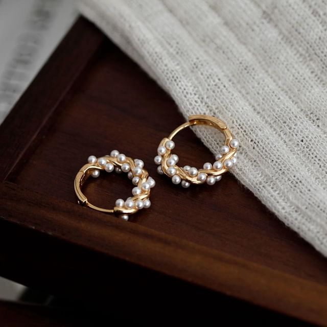 Pearl Faux Earring Hoop