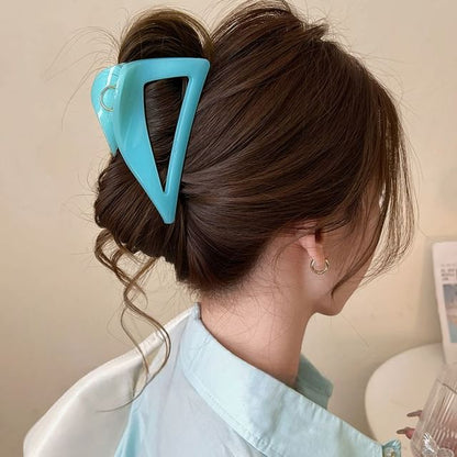 Triangle Plain Hair Acrylic Claw