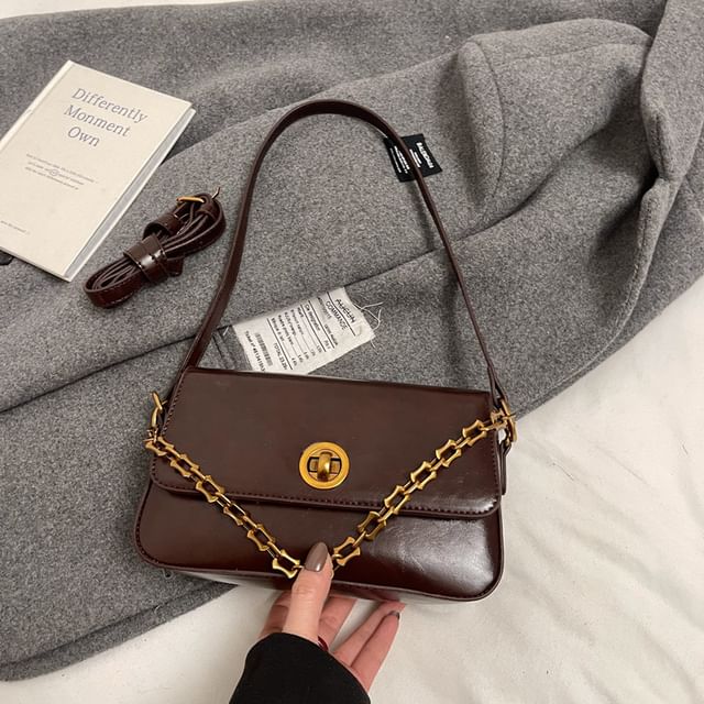 Chain Strap Plain Faux Leather Flap Shoulder Bag