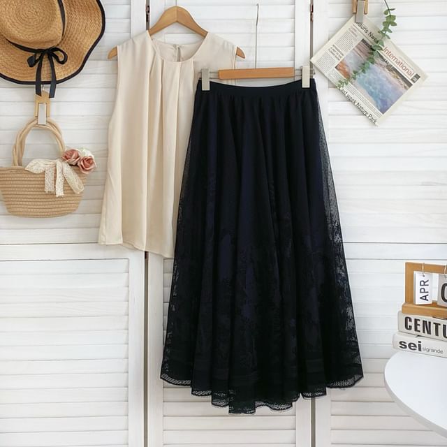 Jacquard Mesh Maxi Skirt - High Waist A-Line Style