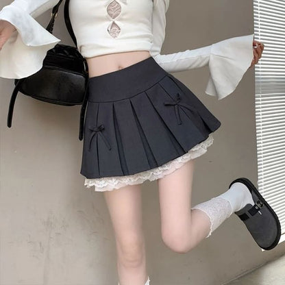 Lace Trim Pleated Mini Skirt - High Waist Feminine
