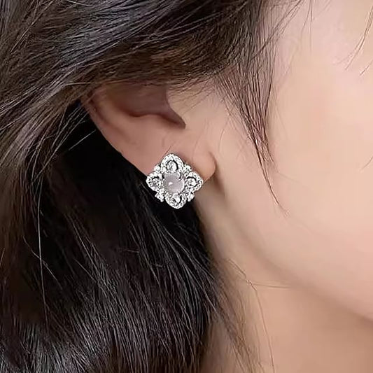 Rhinestone Earring Leaf Stud