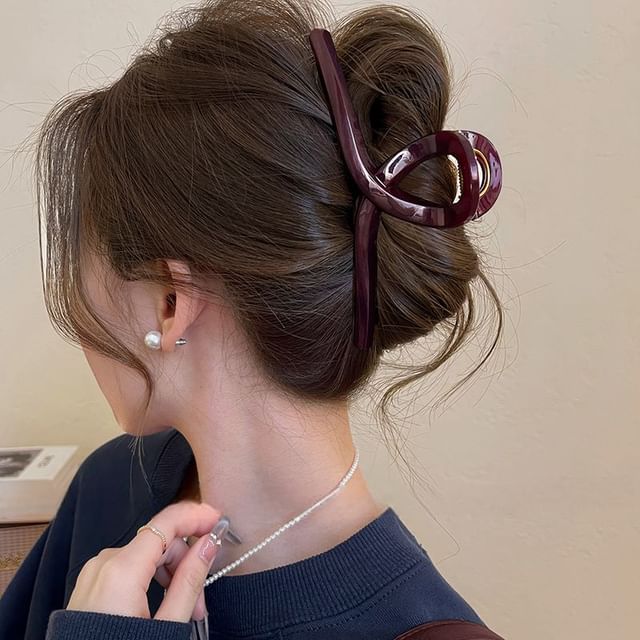 Designs) Claw Acrylic Clip (Various Hair