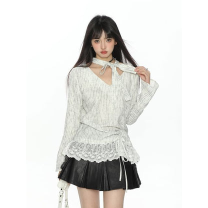 Striped Lace-Trim V-Neck Long-Sleeve Tee